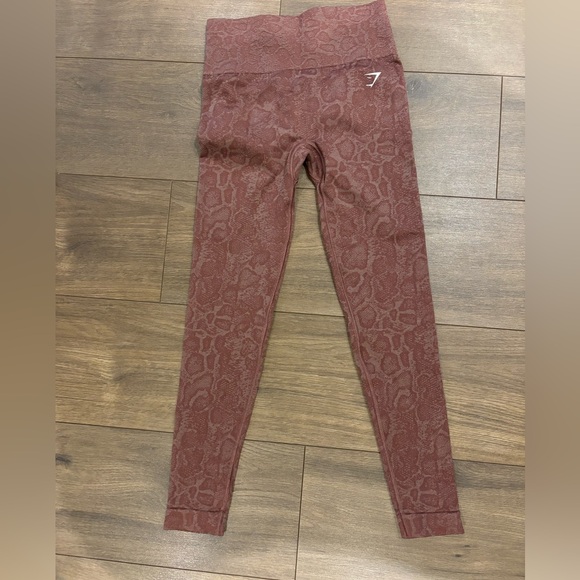 Gymshark Adapt Animal Seamless leggings. Modern blush pink/magenta brown - Picture 6 of 7